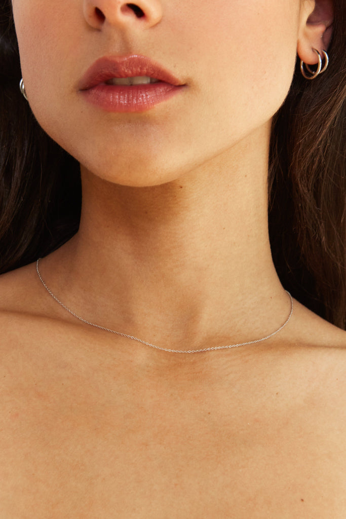 14K White Gold 18" Simple Necklace Necklace bagatiba