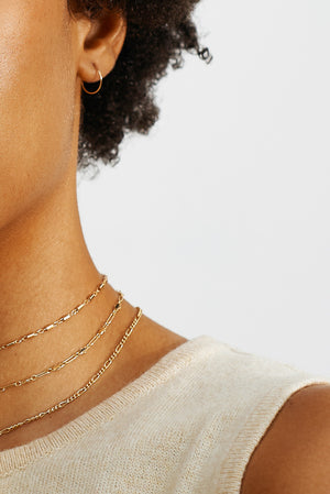 Cross Chain Choker - rollover