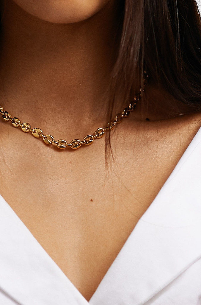 Full view of model wearing the Onia Necklace & Bracelet by  Bagatiba