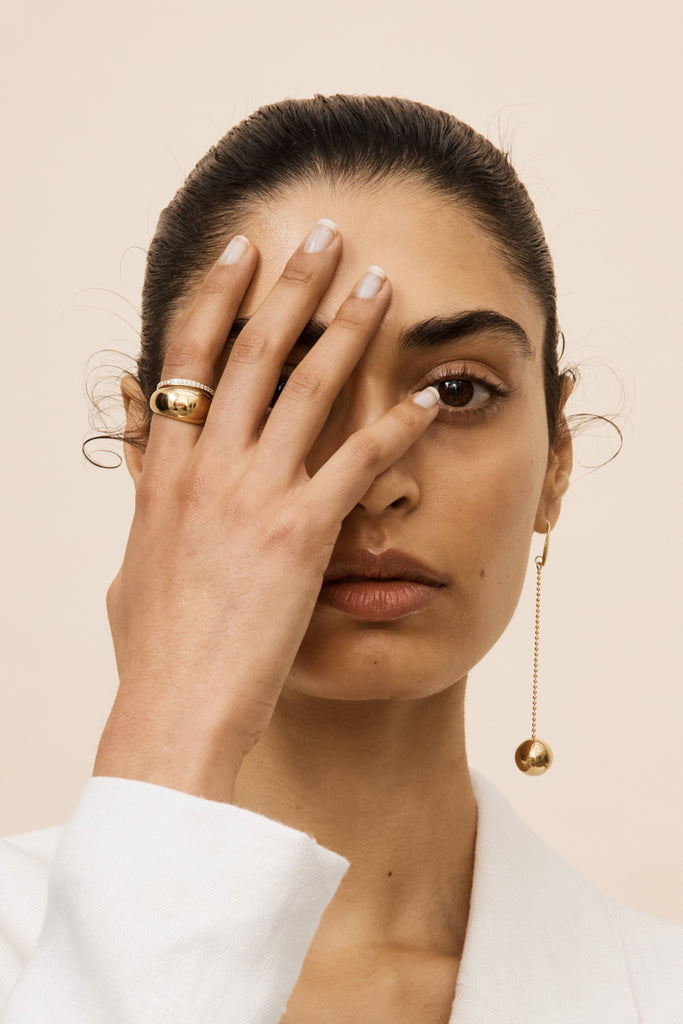 Small Gold Orb Ring Ring bagatiba