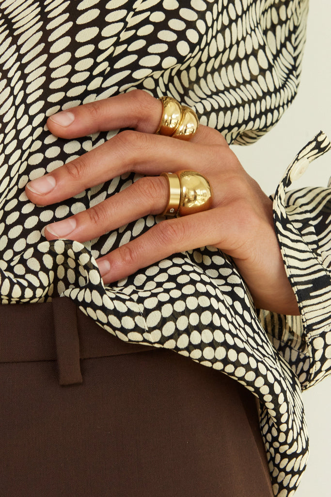 Small Gold Orb Ring Ring bagatiba