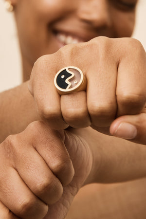 Yin Yang Glass Ring - rollover