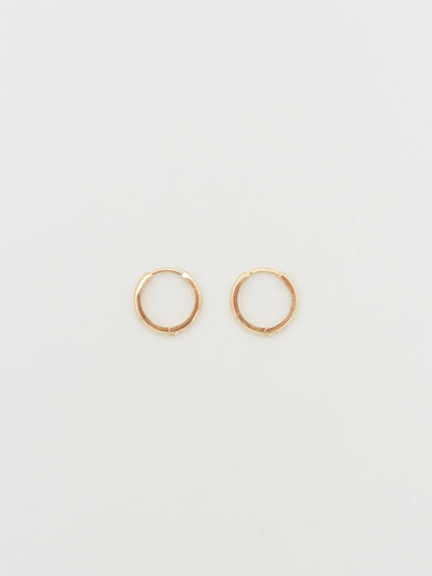 14K Medium Huggie Hoops