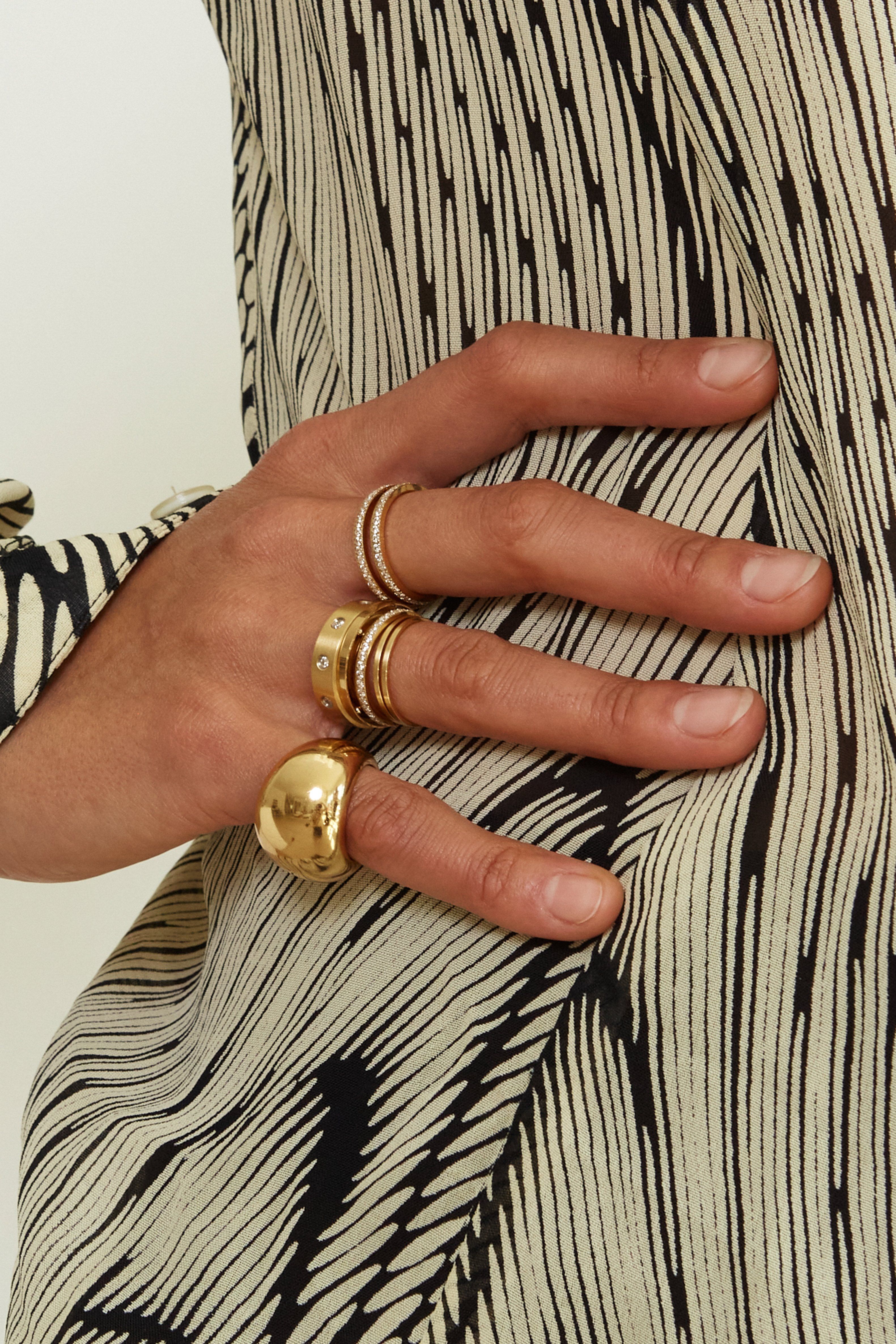 Brushed Gold Ring Ring Bagatiba 