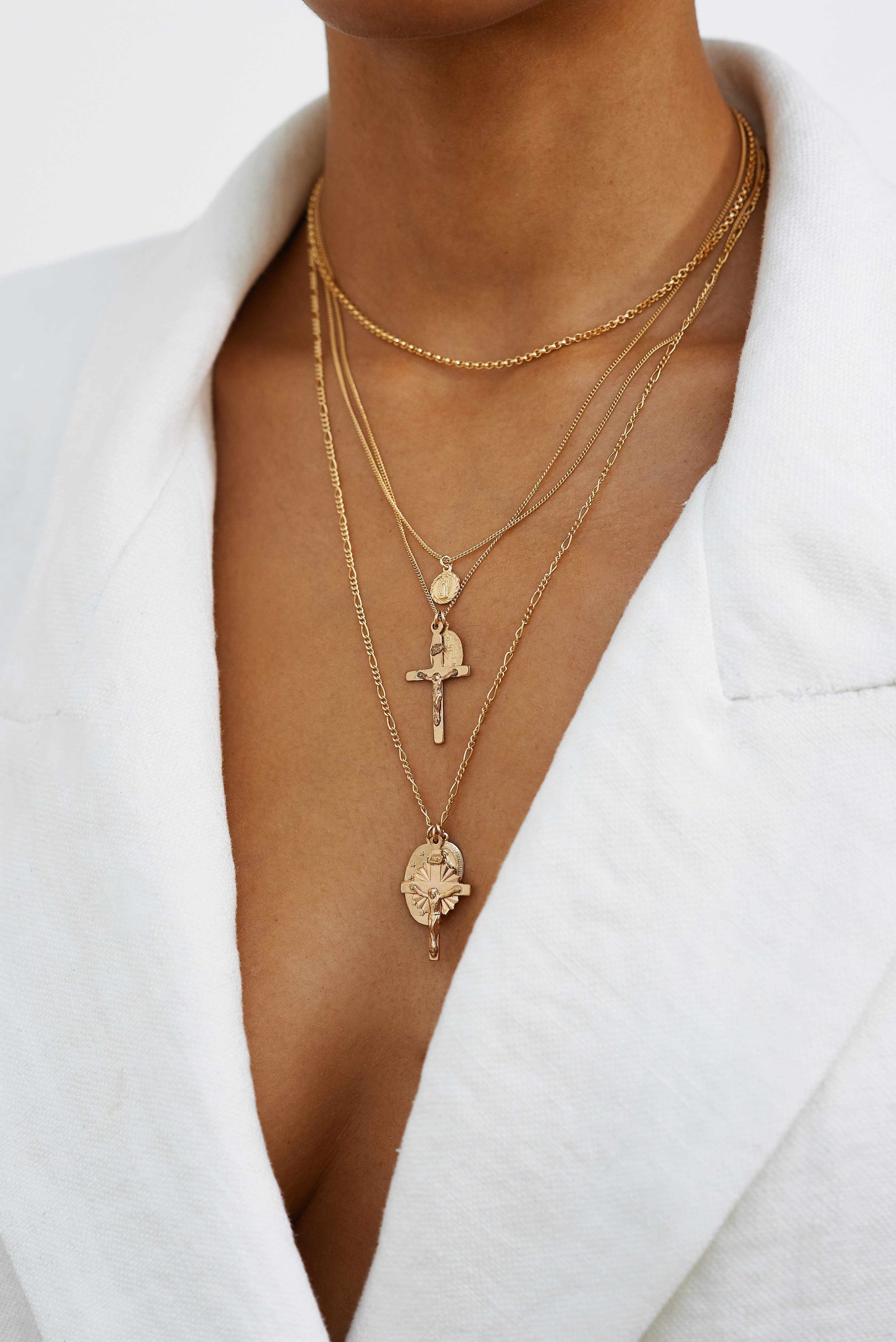 Cropped view of model wearing layers including D2C Necklace Necklace Bagatiba 