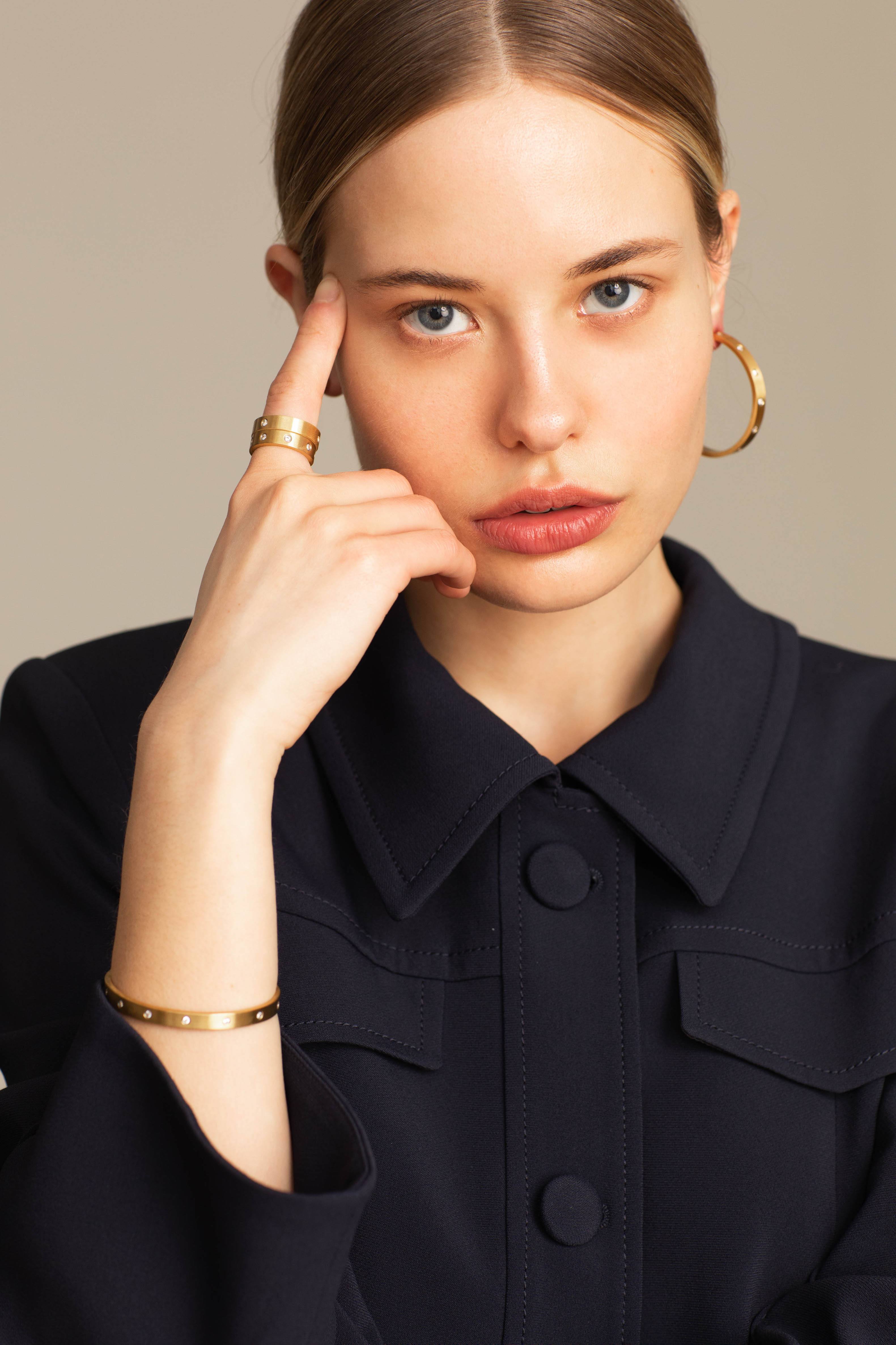 Full view model wearing Ella Diamond Ring with Gemma Ring Bagatiba 