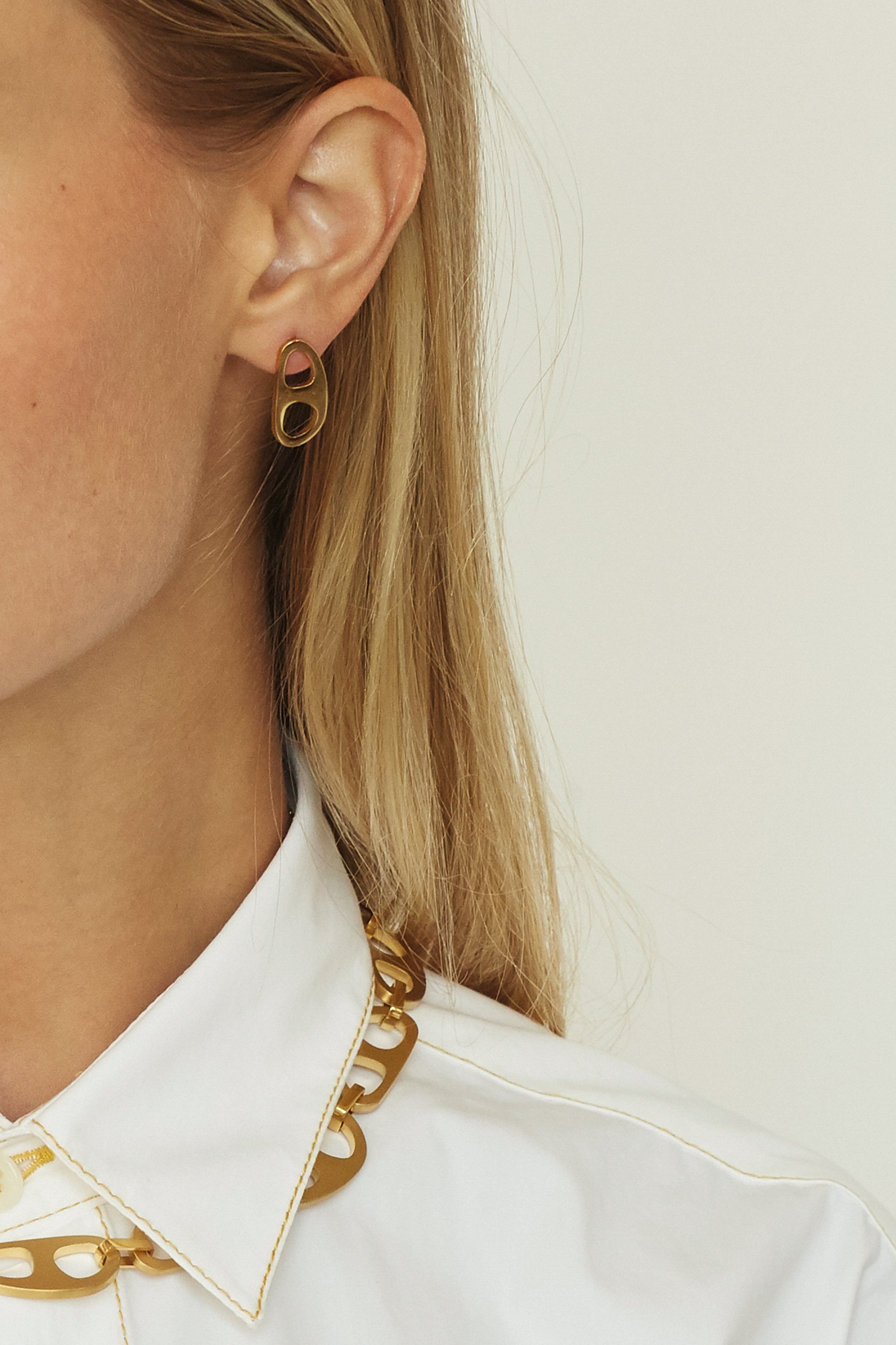 Gold Tab Studs Earrings bagatiba 