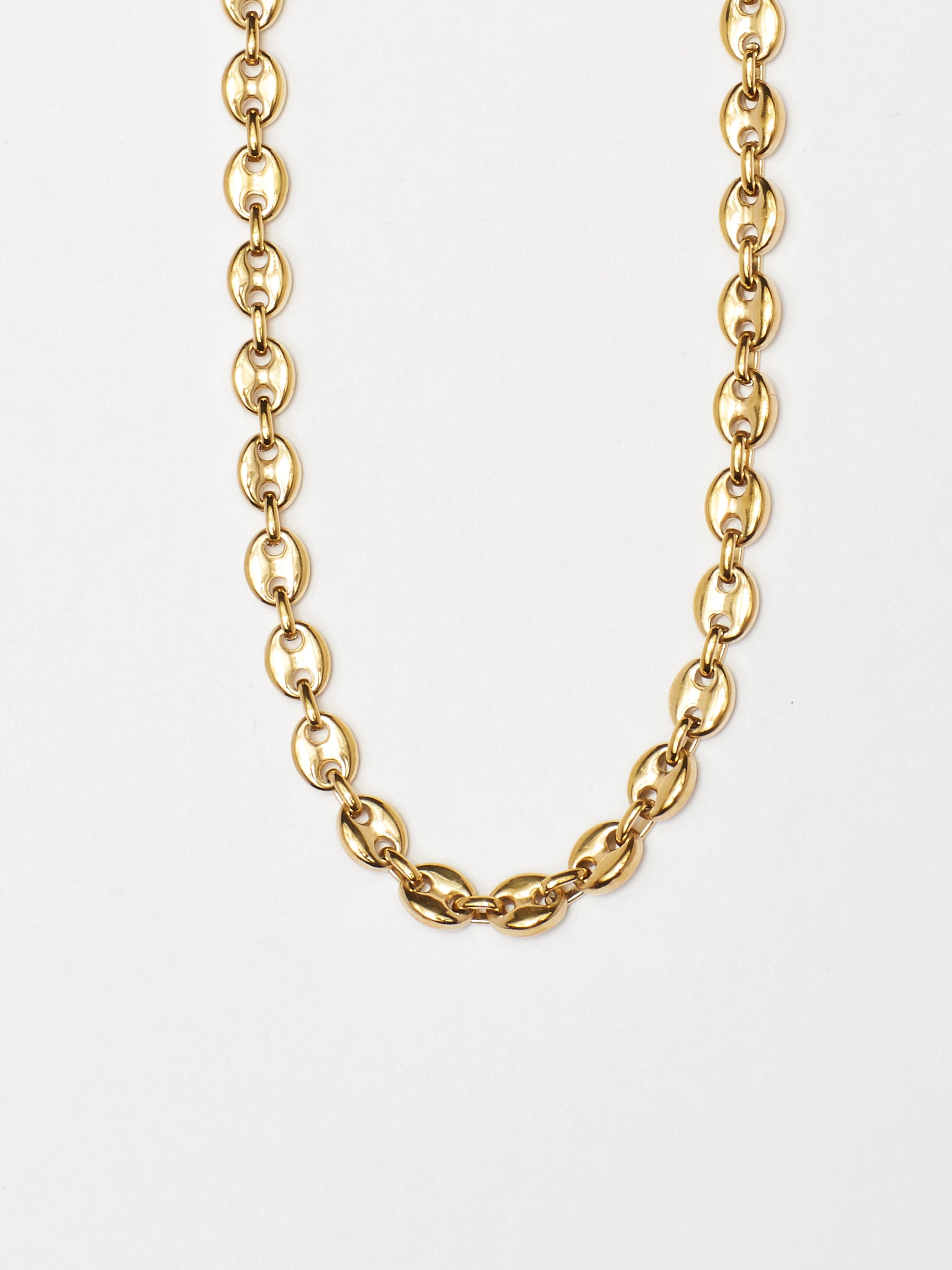 Cropped flat lay of Onia Necklace Necklace Bagatiba 