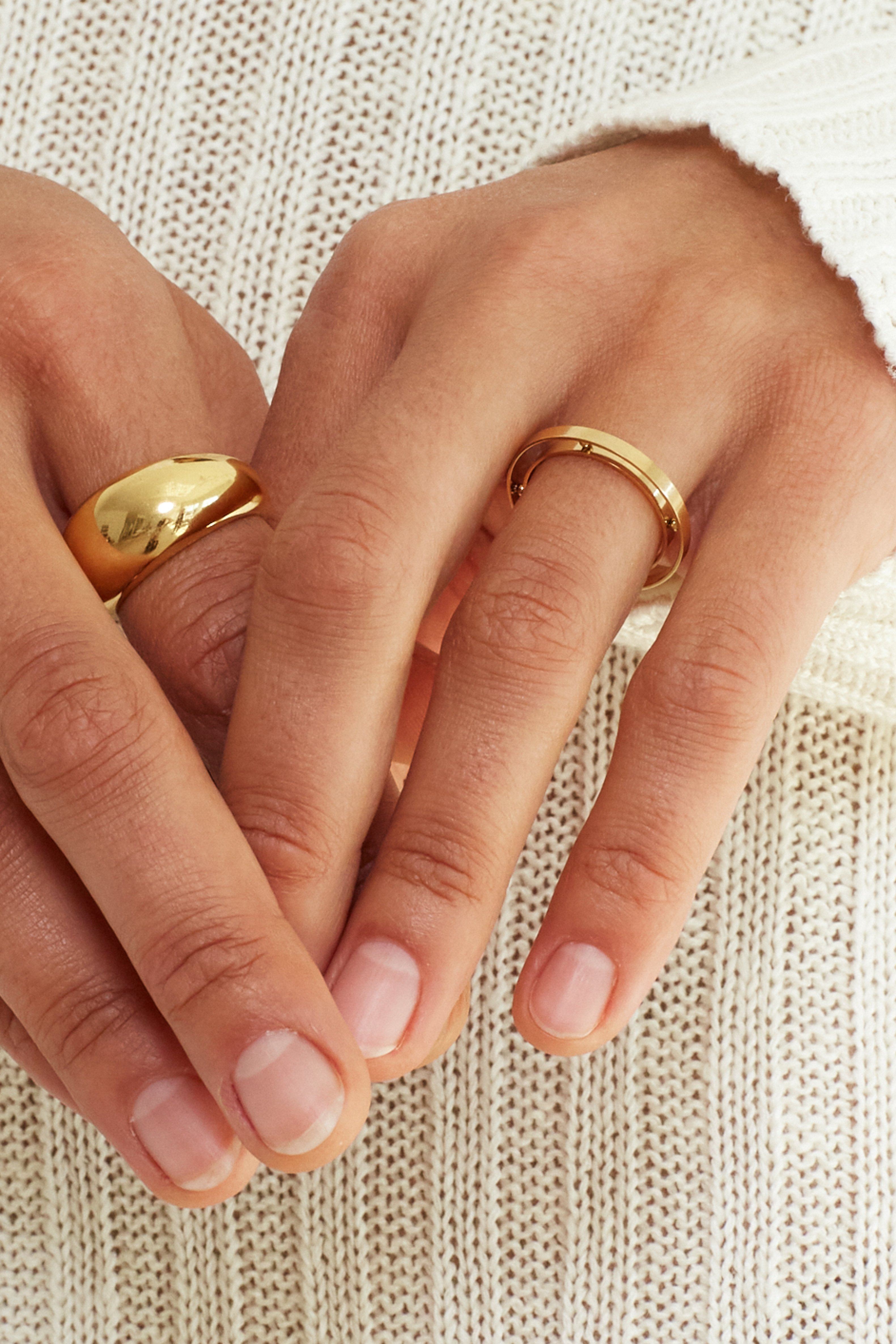 Small Gold Orb Ring Ring bagatiba 